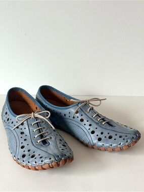Volks Walkers Blue Perforated Leather Lace-Up Comfort Shoes 40